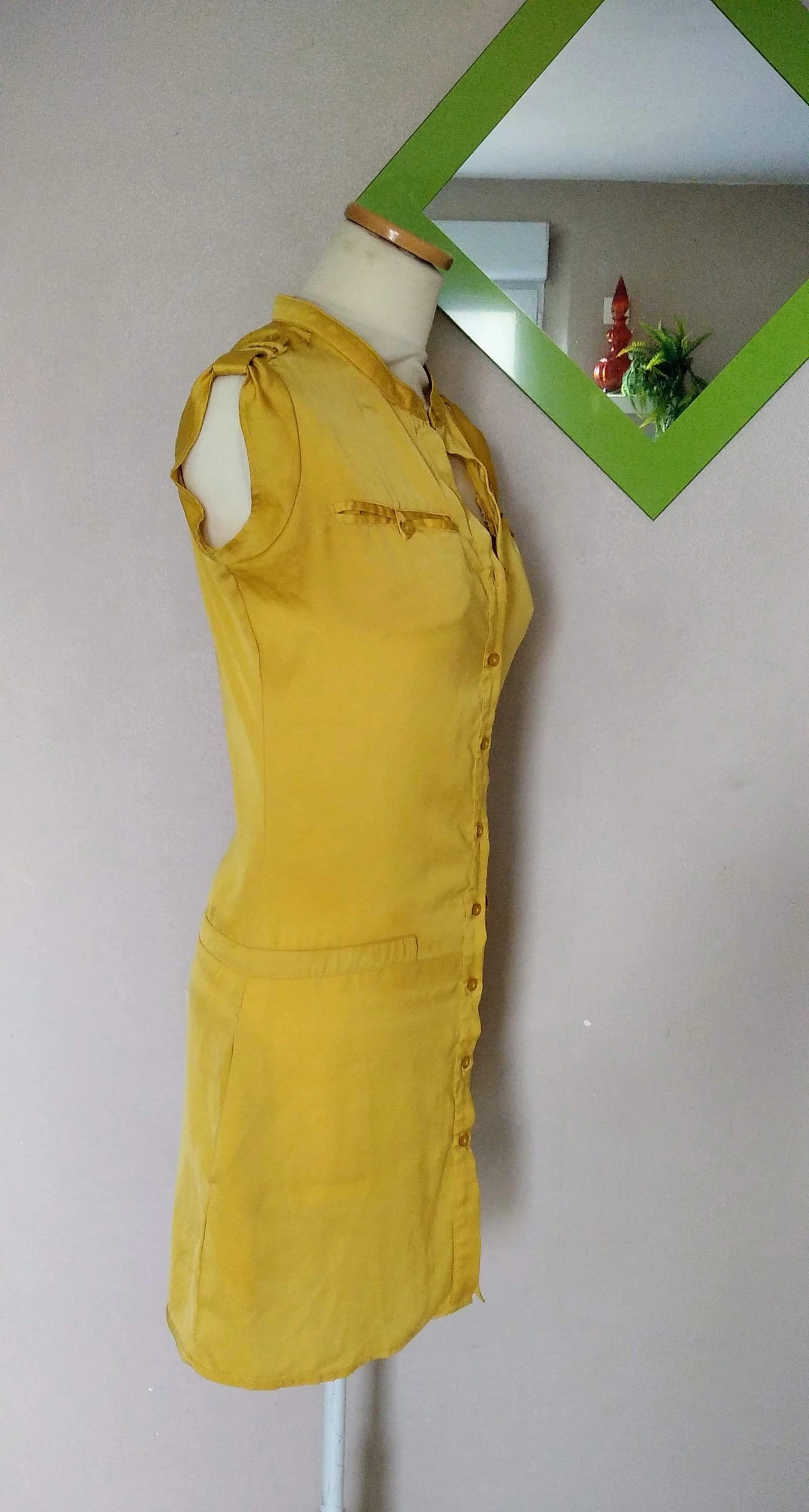 Adorável robe de botões amarelo dourado tamanho XS_34 – photo 3